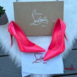 Christian Louboutin So Kate Heels